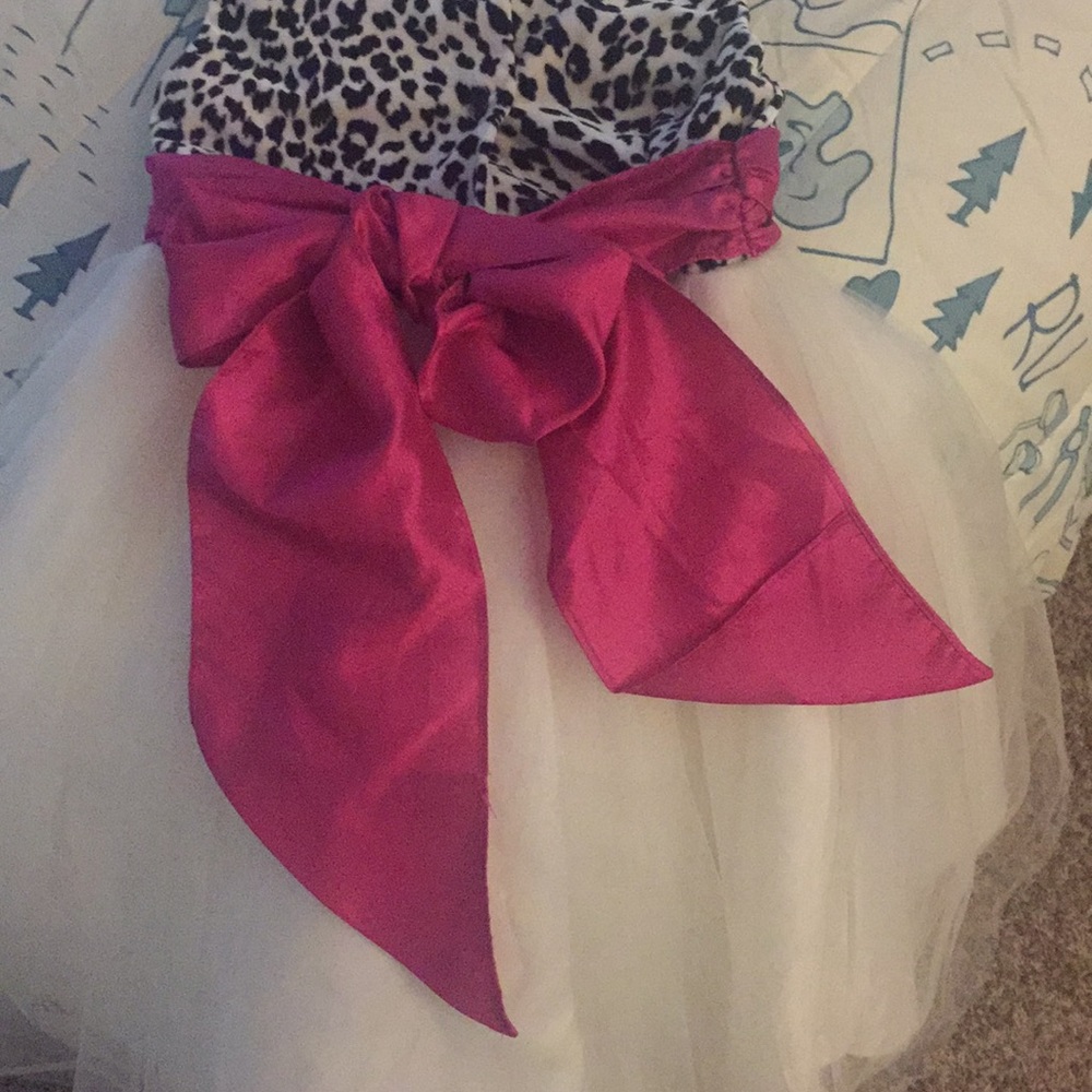 HOLIDAY DRESS - Picture 6 of 7